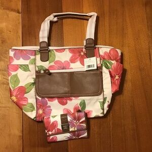 Liz Claiborne bag and matching wallet